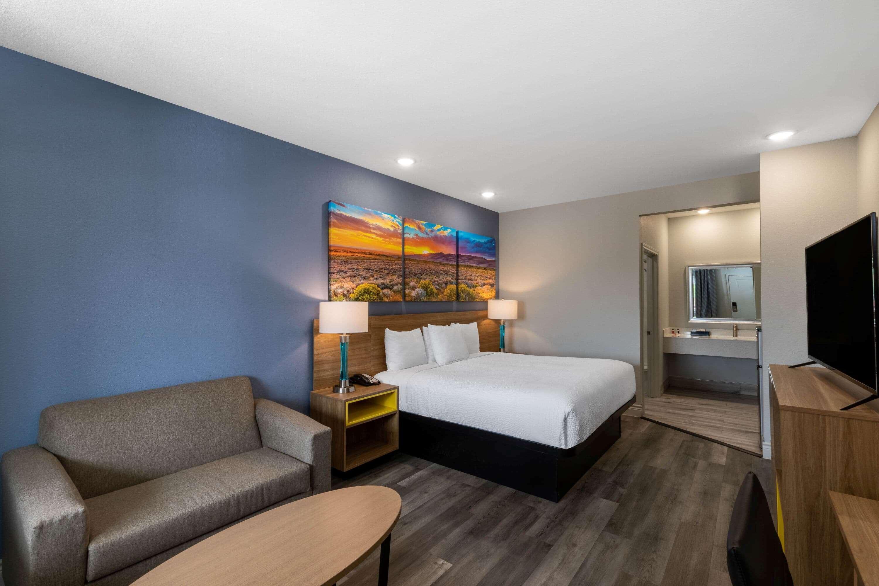 Days Inn & Suites By Wyndham Downtown/University Of Houston Exterior photo